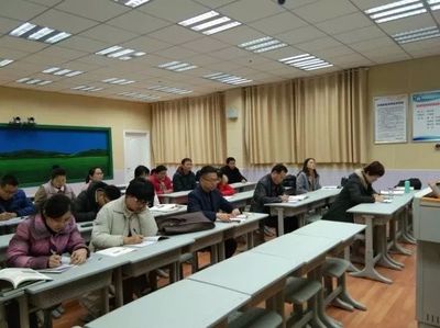 市普通高中历史学科研讨会在周村区实验中学召开